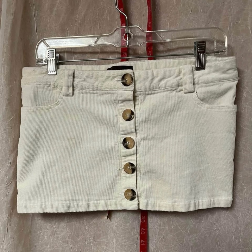 Urban Behavior Cream Mini Pencil Skirt